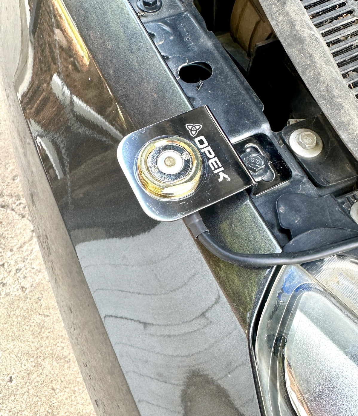Antenna Bracket for Ford Escape 2013-2016 NMO Alberta Radio Supply