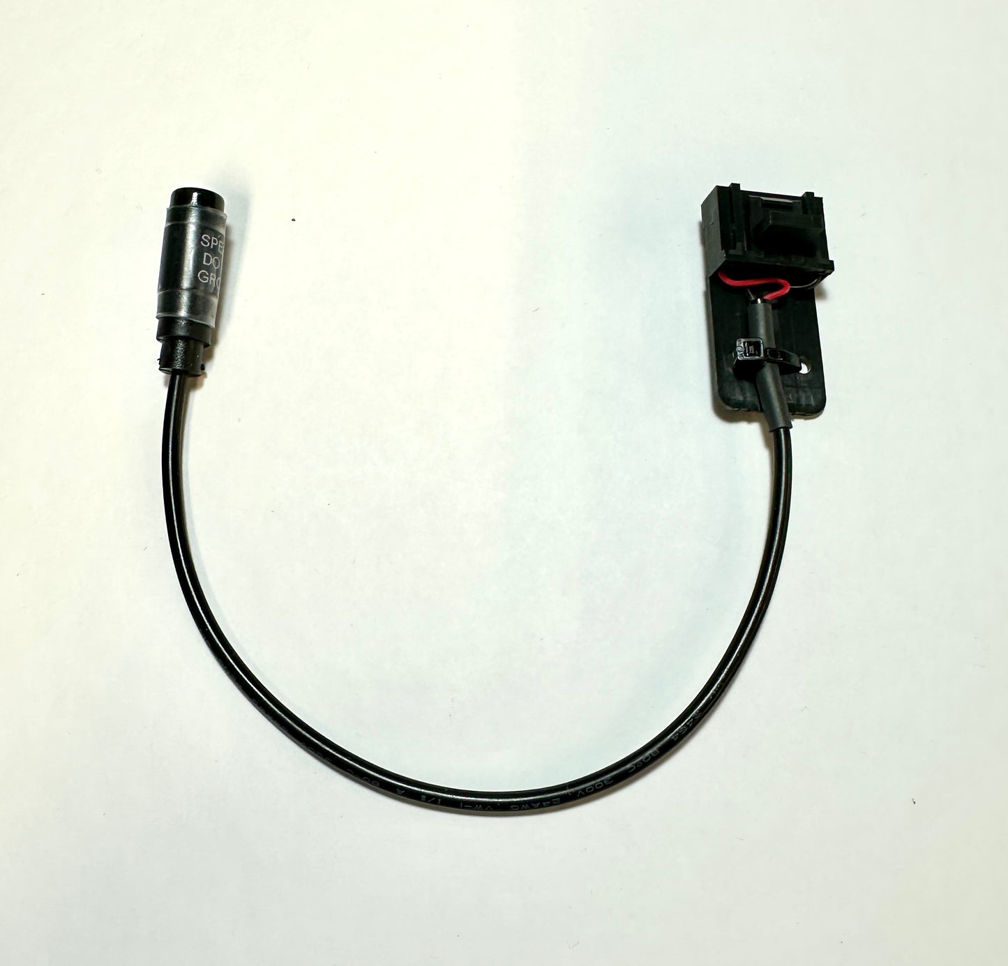 Speaker / Ignition Cable for Motorola Radios - 16 Pin Plug 3.5mm Speaker Jack Alberta Radio Supply