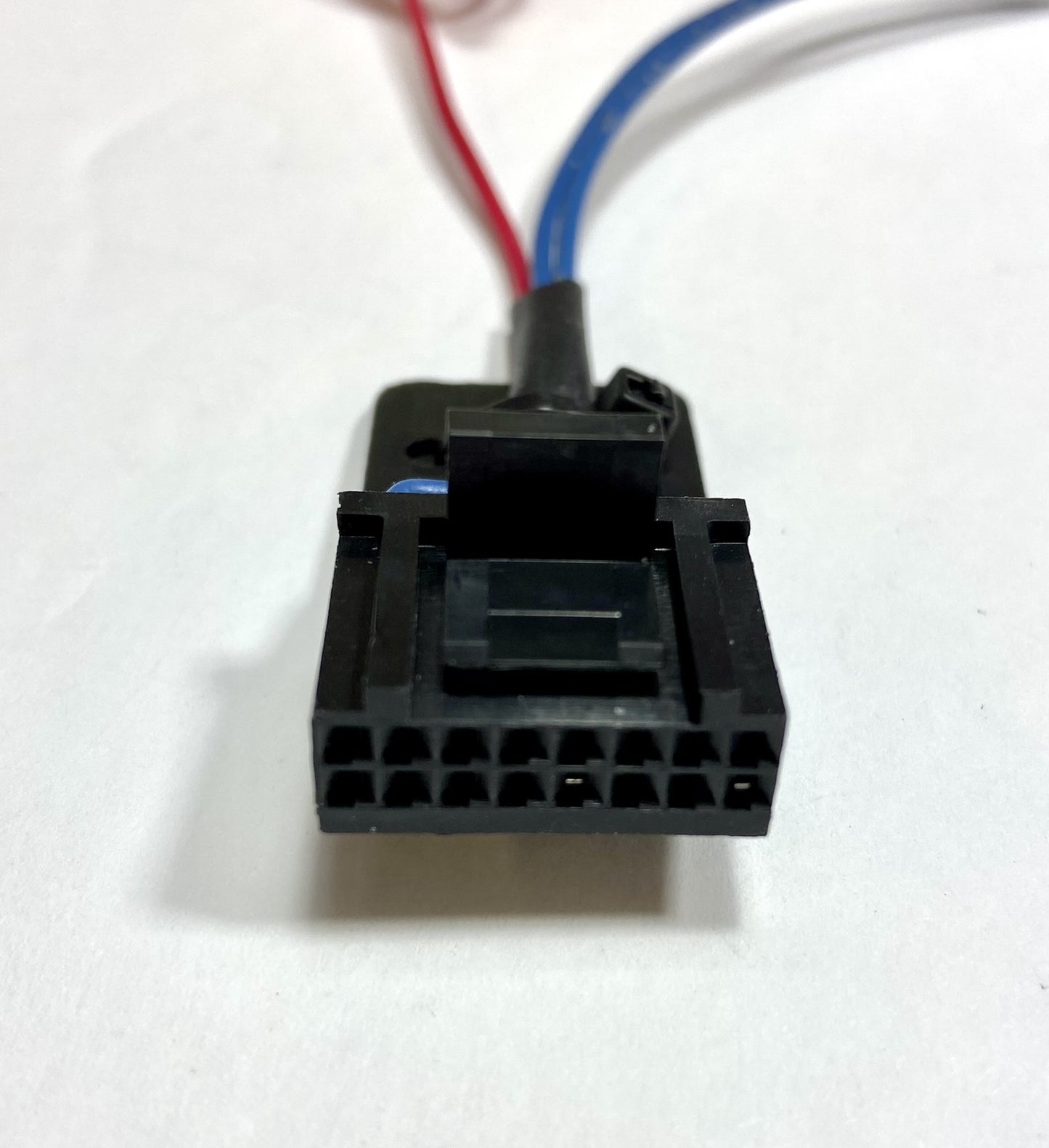 Motorola 16 pin connector Alberta Radio Supply