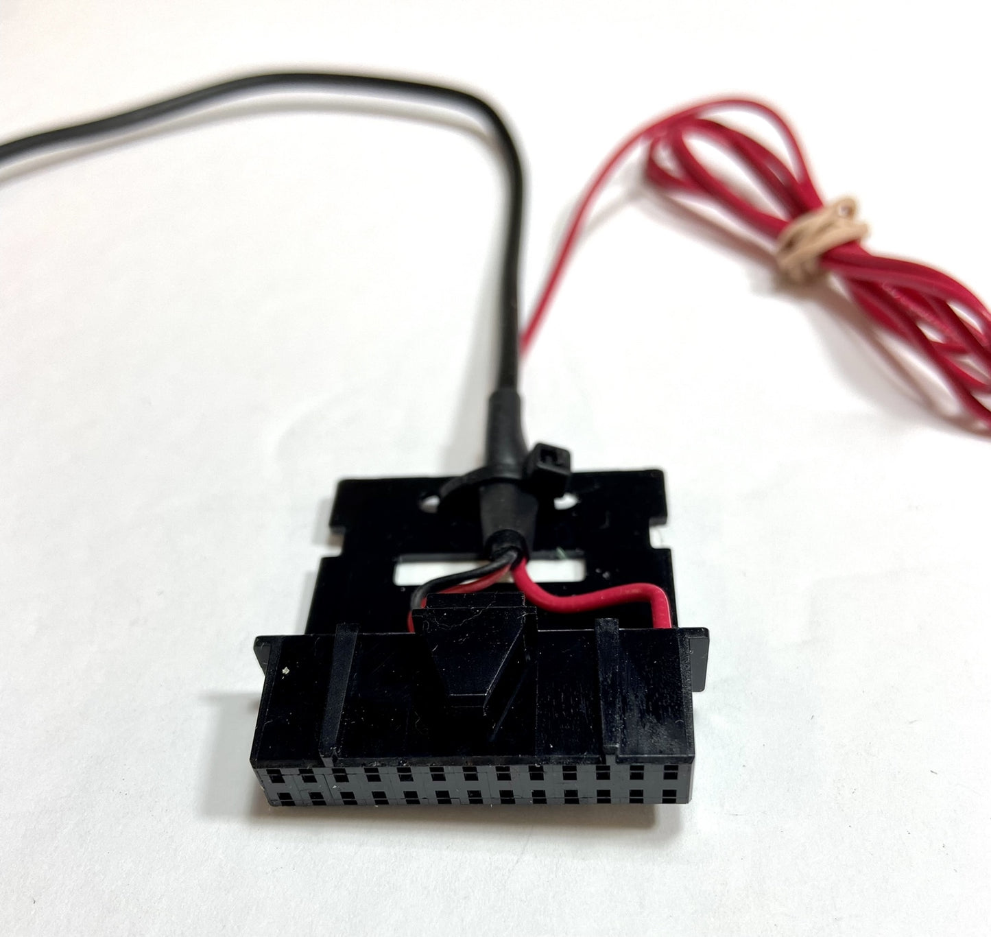 Motorola 26 Pin connector Alberta Radio Supply
