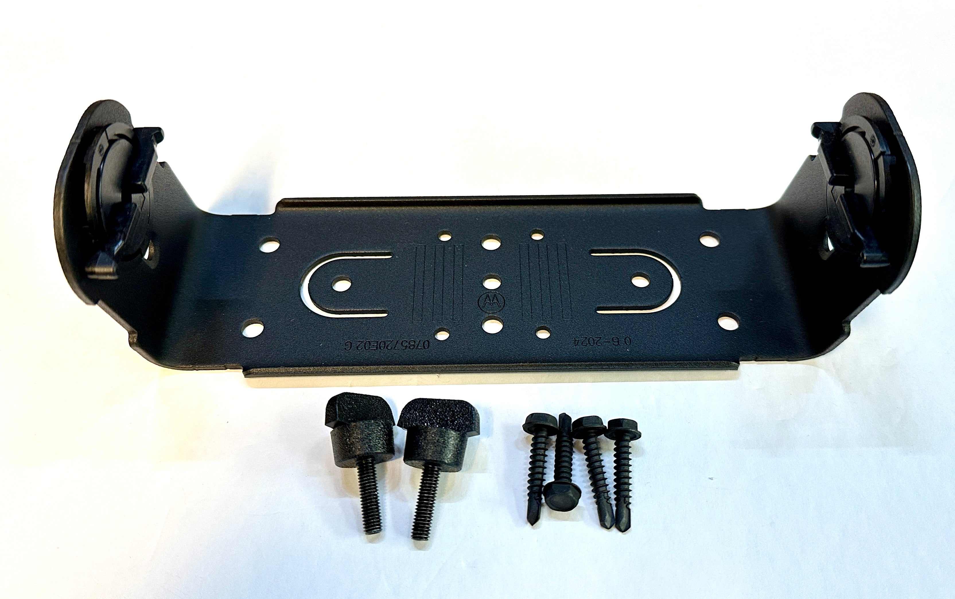 Motorola APX / XTL Mounting Bracket HLN6861 – Alberta Radio Supply